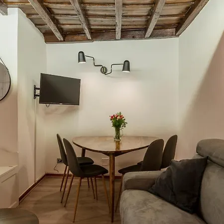 Giubbonari 23 - Fromhometorome Rome