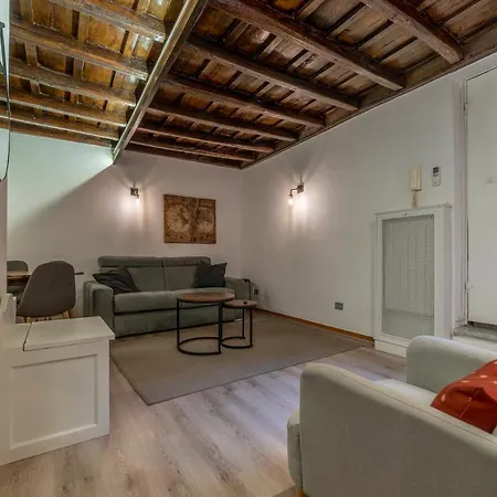 Apartmán Giubbonari 23 - Fromhometorome Řím