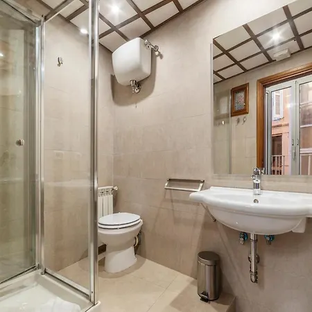 公寓 Giubbonari 23 - Fromhometorome 罗马