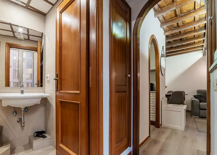 Giubbonari 23 - Fromhometorome