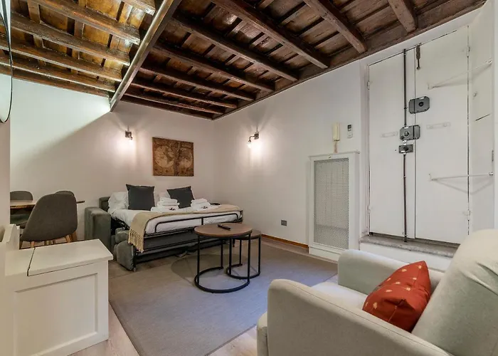Giubbonari 23 - Fromhometorome Apartmán Řím