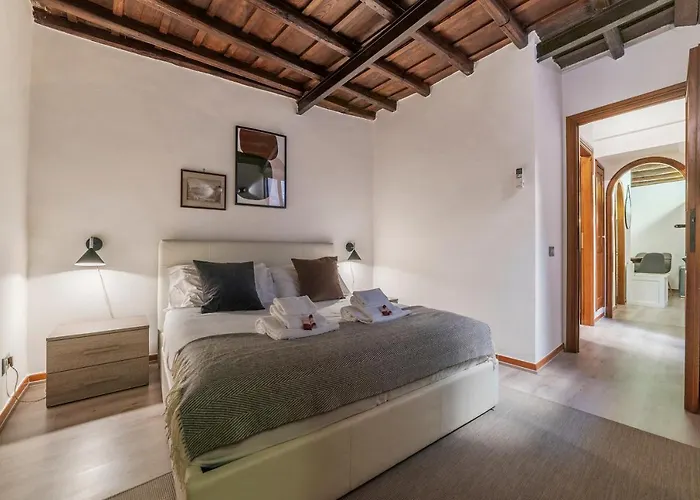 Apartmán Giubbonari 23 - Fromhometorome Řím